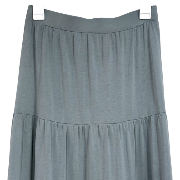 Crosby. Tiered Midi Skirt Sage Green Size Small Womens Stretch Waist - Picture 2 of 9
